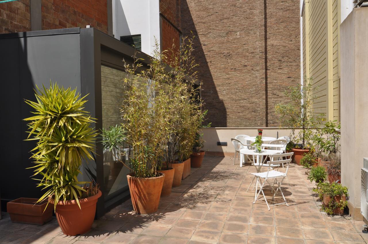 Rentbcn Gracia Deluxe Barcelona Exterior photo