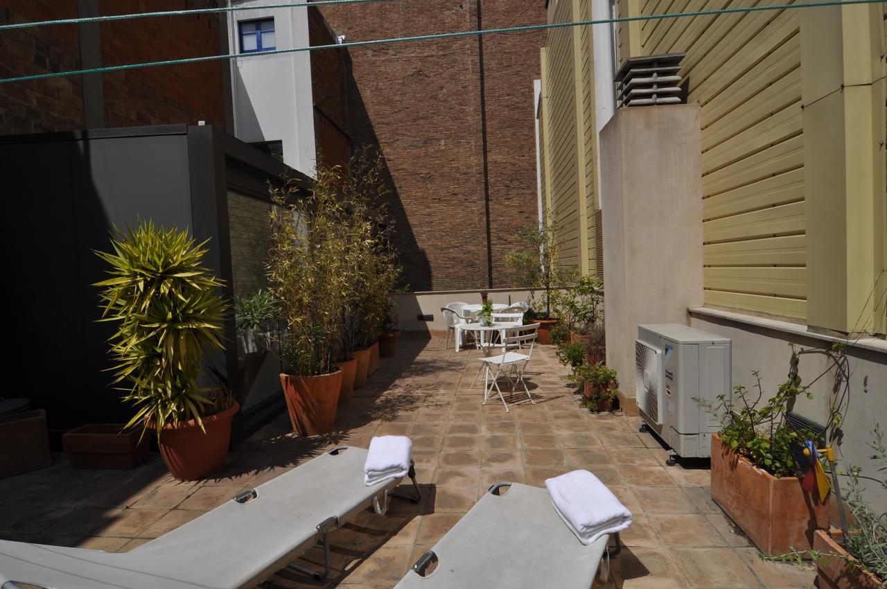 Rentbcn Gracia Deluxe Barcelona Exterior photo