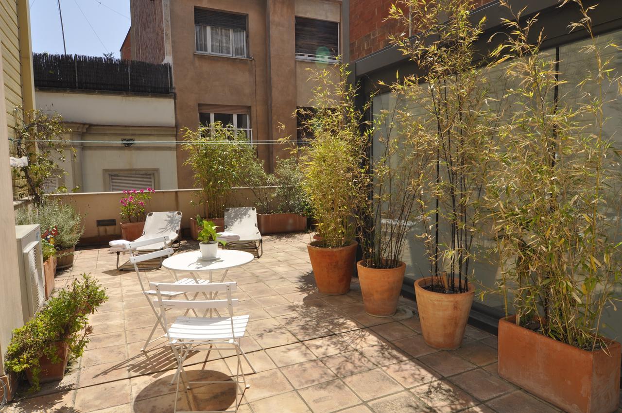 Rentbcn Gracia Deluxe Barcelona Exterior photo